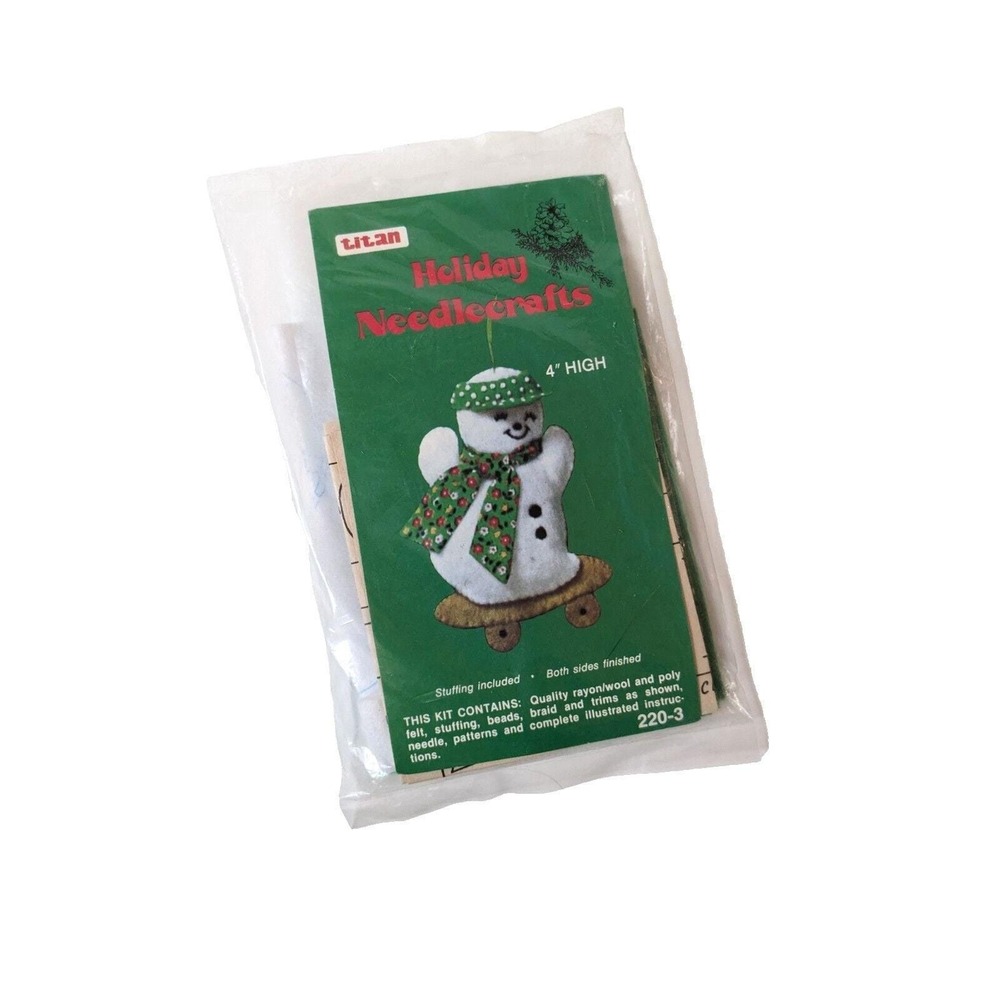 Vintage Titan Holiday Needlecrafts Felt Ornament Kit Skateboarding Snowman NOS